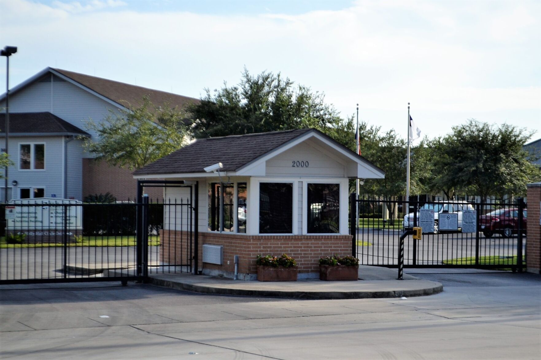 Top 5 Reasons to Live In Gated Communities